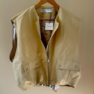 Zara Vest - size large